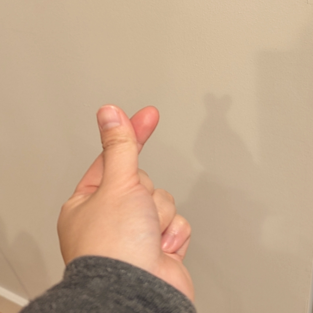 Hi! Here's a little heart! Below is why I'm doing this.